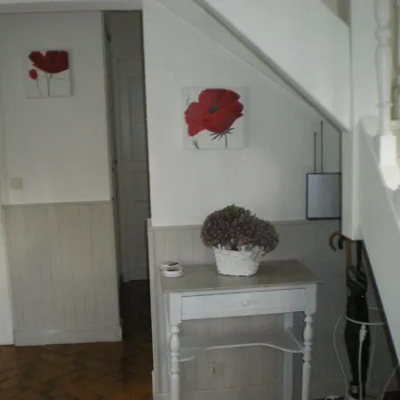 Maison De Style Normand *